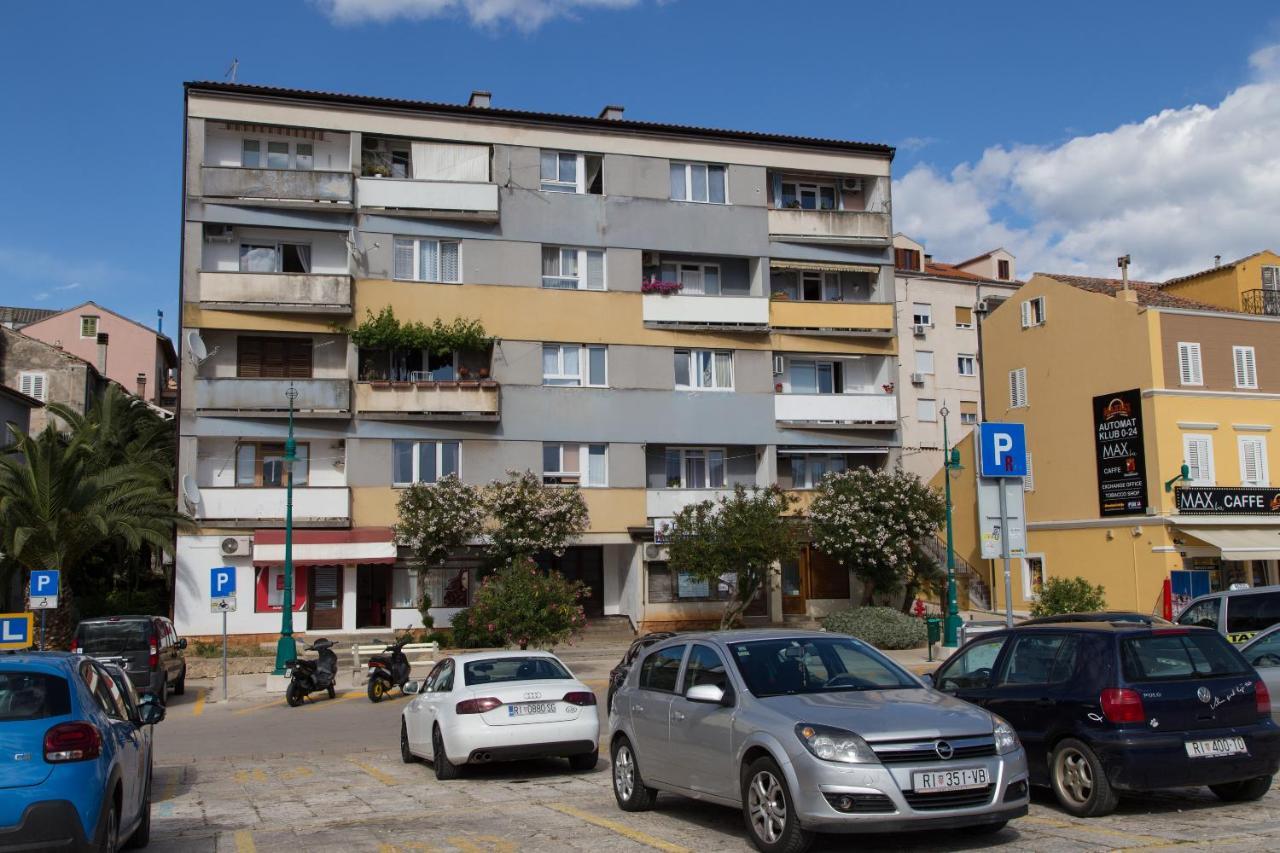 Apartment Gordon Mali Lošinj Exterior foto